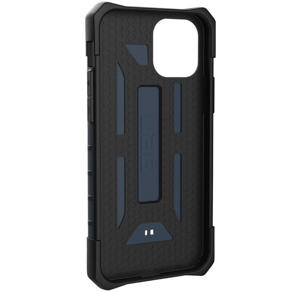 Ударопрочный чехол UAG Pathfinder Classic для iPhone 13 Pro (6.1"") 3701015436 фото 5 Купить в интернет-магазине IBANAN